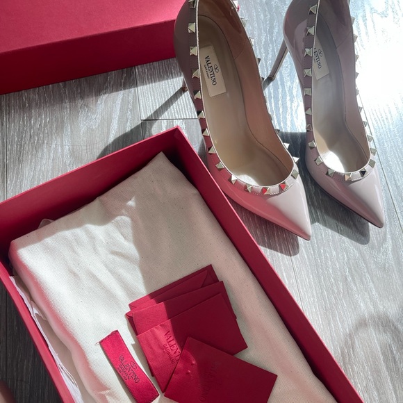 Valentino Rockstud  patent pumps - Picture 1 of 7
